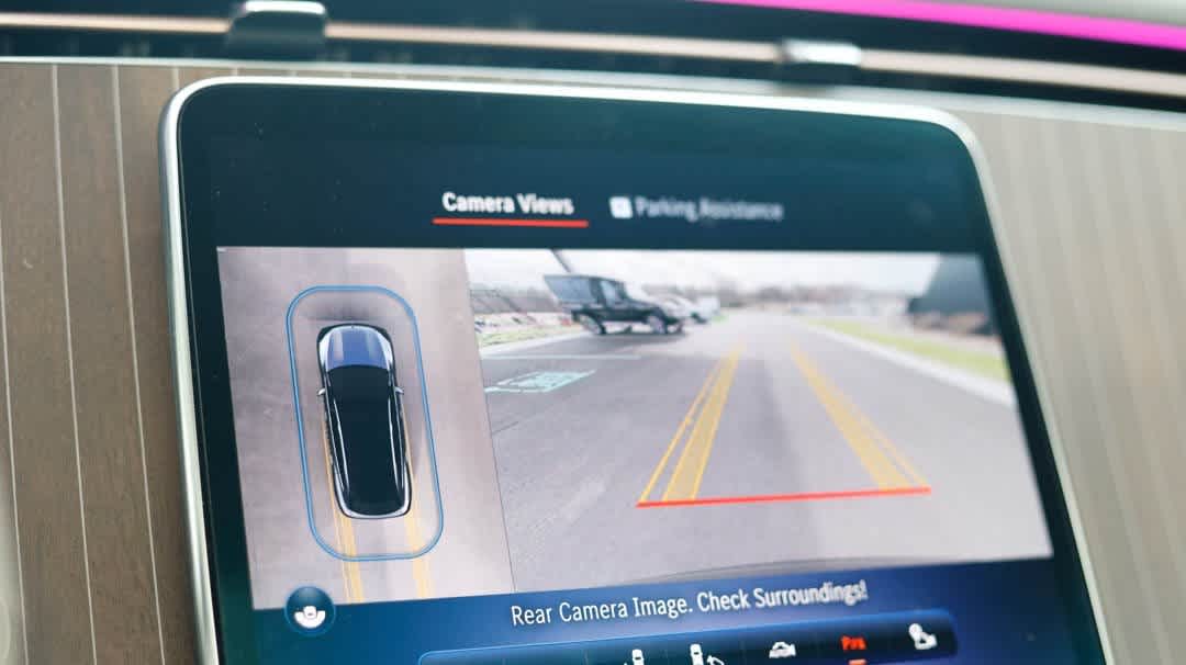 Thumbnail: 2023 Mercedes-Benz EQS - 13