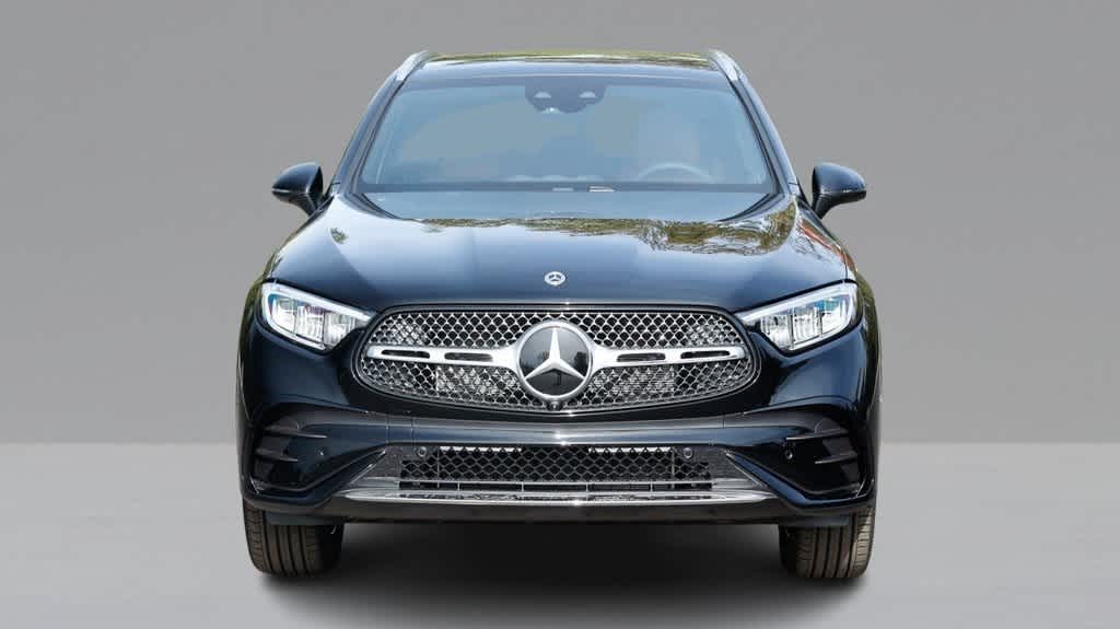 Thumbnail: 2026 Mercedes-Benz GLC - 2