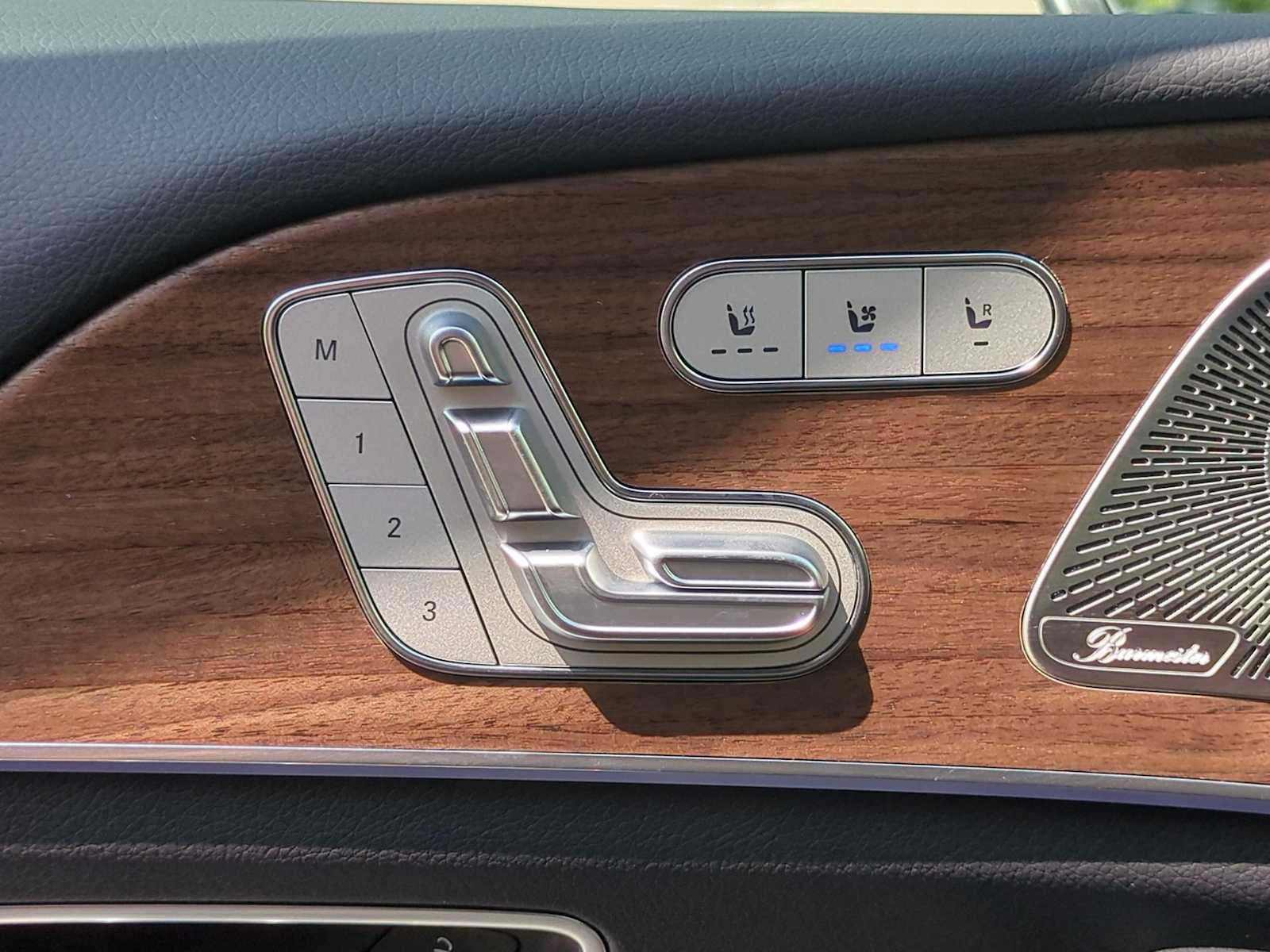 Thumbnail: 2025 Mercedes-Benz GLS - 18