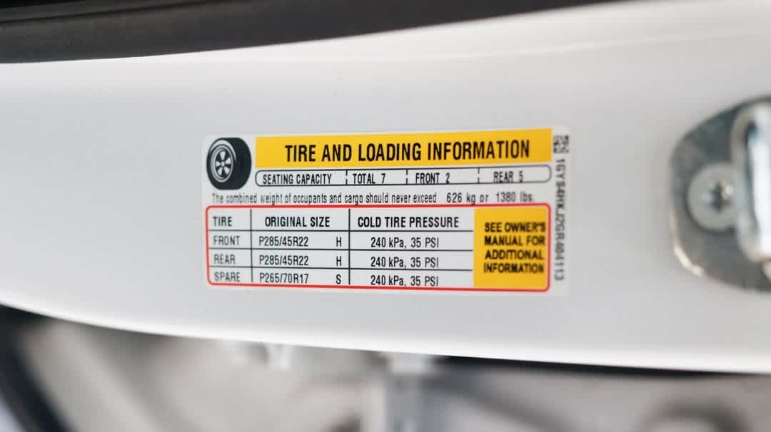 Thumbnail: 2016 Cadillac Escalade - 45