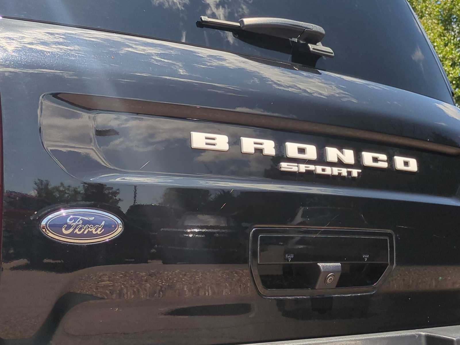 Thumbnail: 2021 Ford Bronco Sport - 13