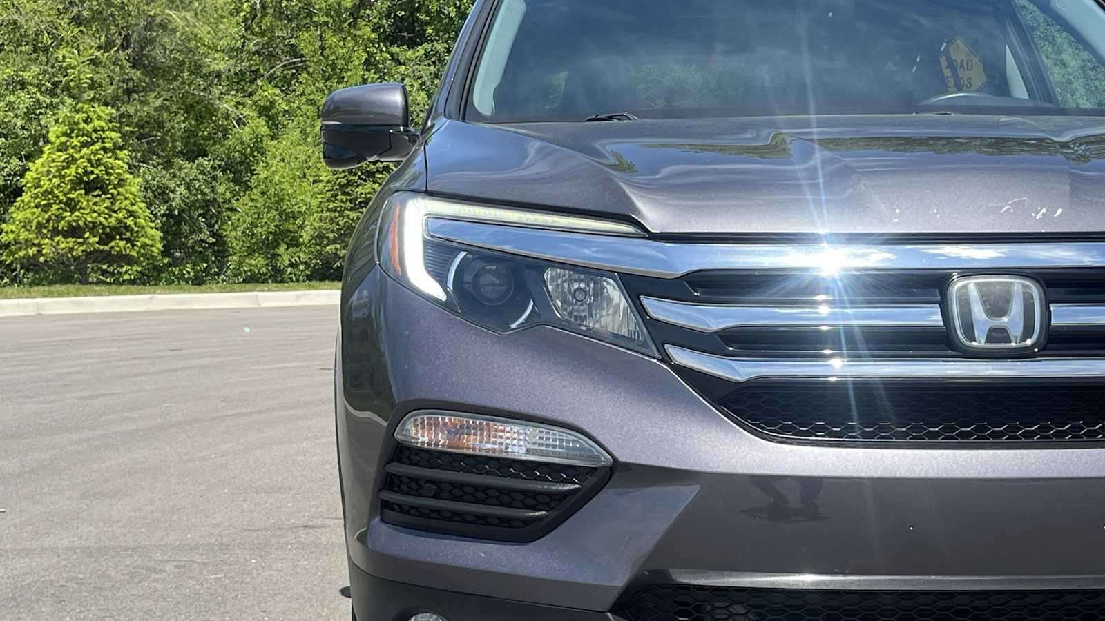 Thumbnail: 2017 Honda Pilot - 22