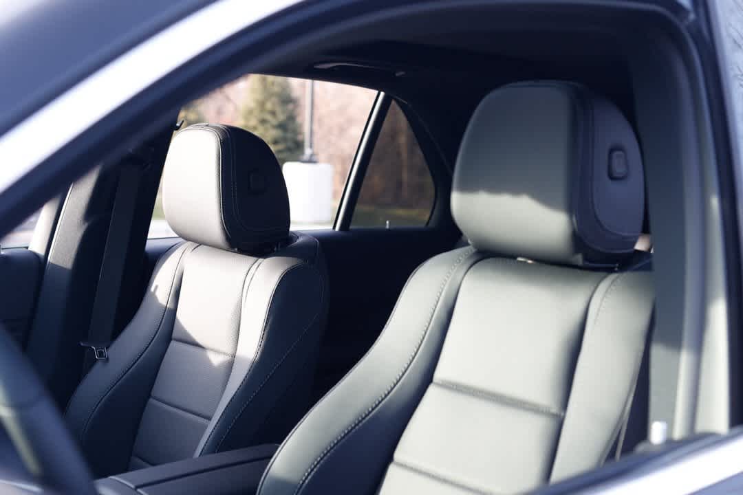 Thumbnail: 2026 Mercedes-Benz GLE - 10