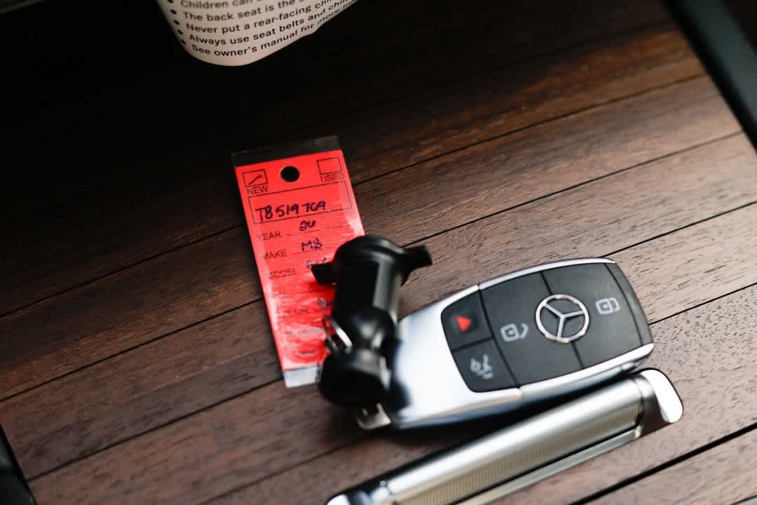 Thumbnail: 2026 Mercedes-Benz GLE - 39