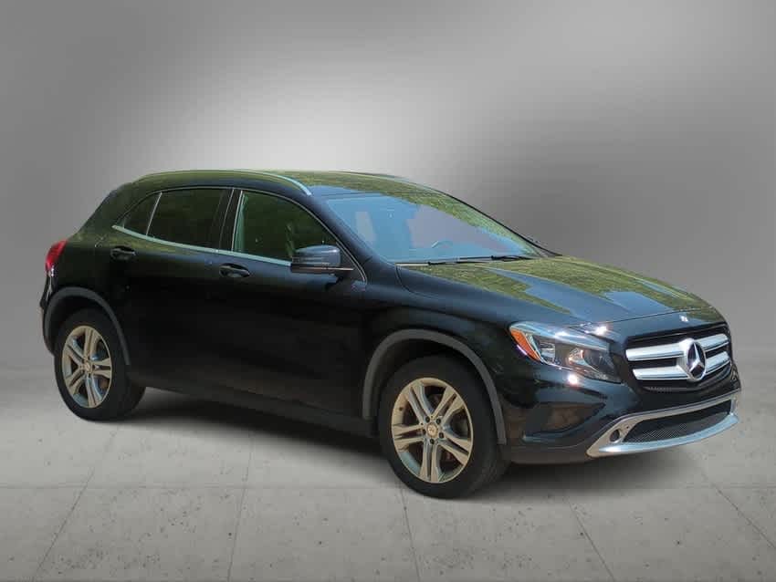 Thumbnail: 2015 Mercedes-Benz GLA - 2
