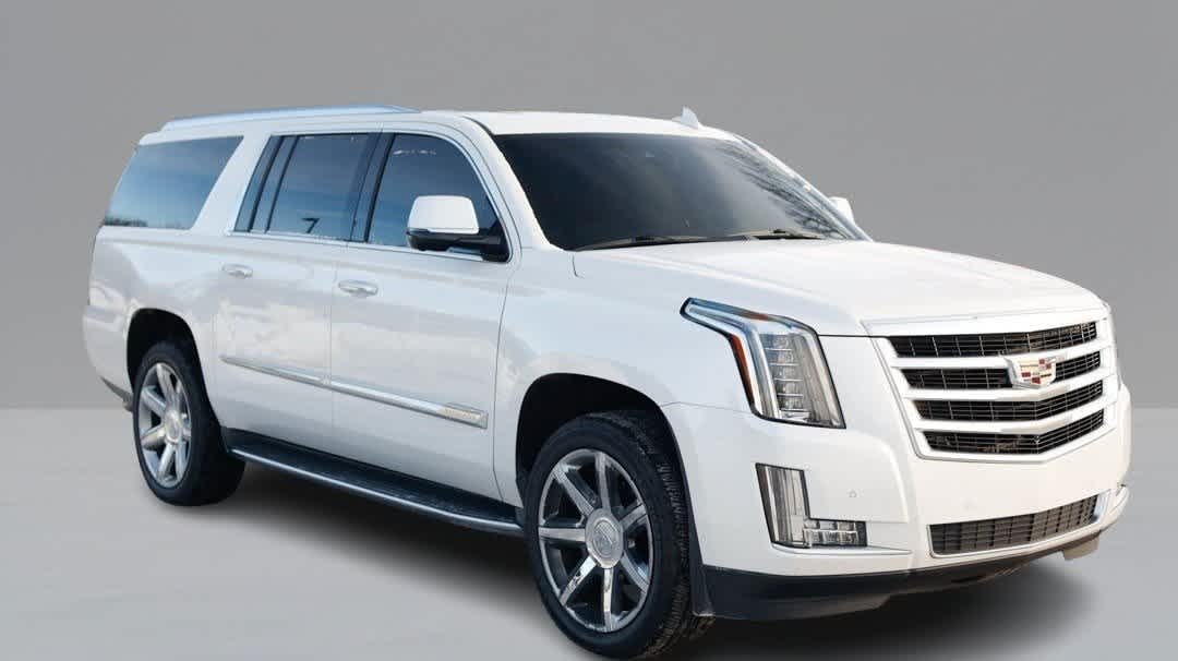 Thumbnail: 2016 Cadillac Escalade - 3