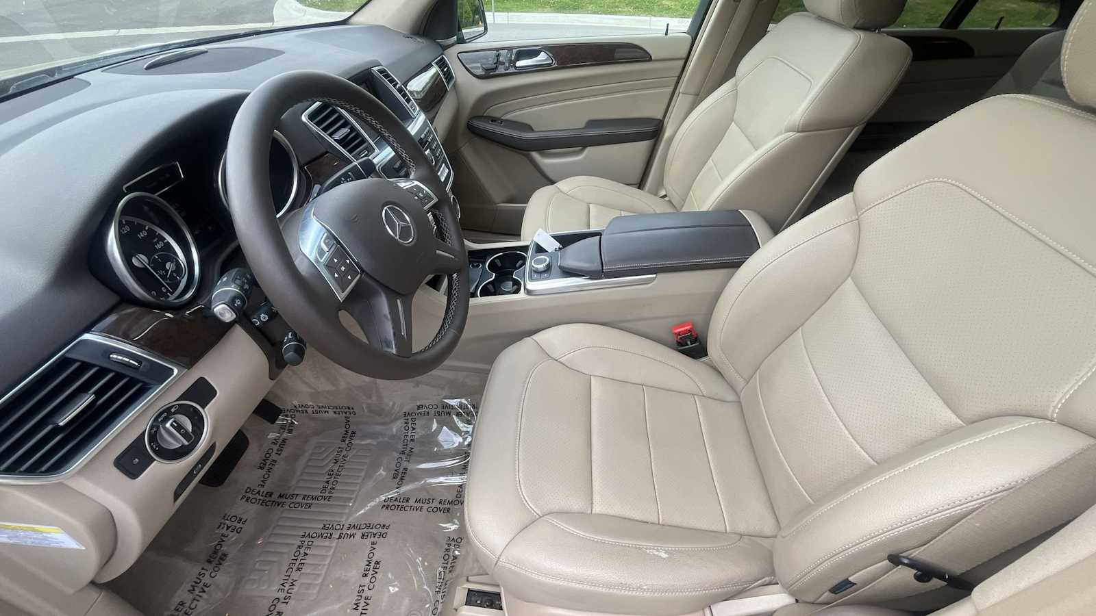 Thumbnail: 2013 Mercedes-Benz M-Class - 15
