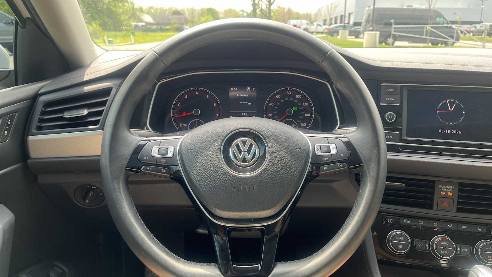 Thumbnail: 2020 Volkswagen Jetta - 38