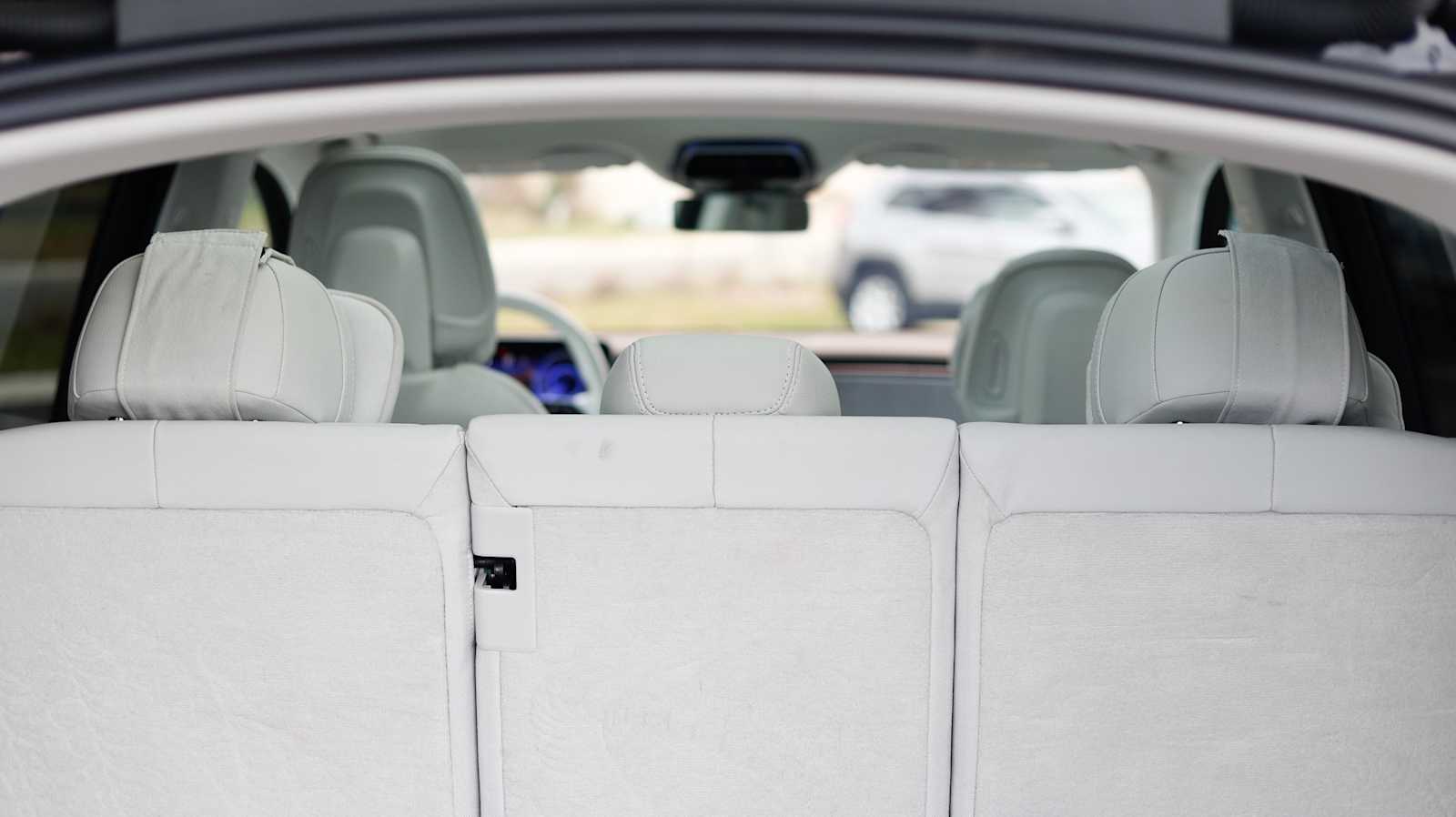 Thumbnail: 2023 Mercedes-Benz EQS - 27