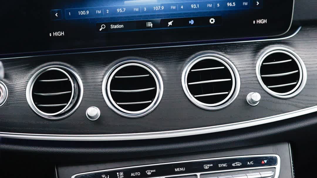 Thumbnail: 2023 Mercedes-Benz E-Class - 23