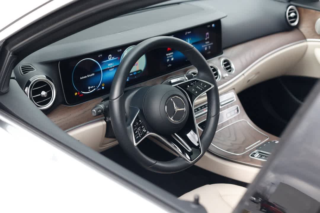 Thumbnail: 2023 Mercedes-Benz E-Class - 15