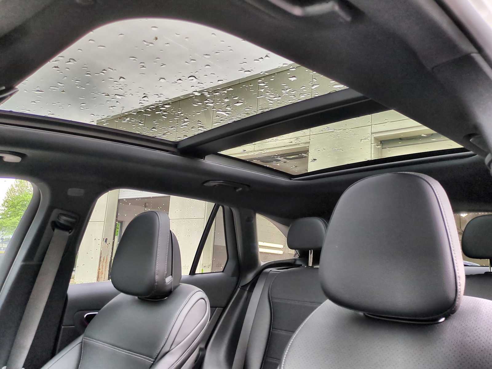 Thumbnail: 2025 Mercedes-Benz GLC - 20