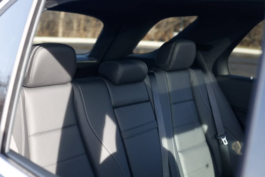 Thumbnail: 2026 Mercedes-Benz GLE - 13