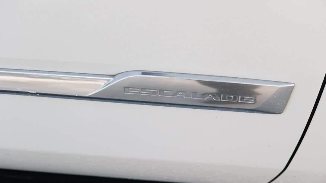 Thumbnail: 2016 Cadillac Escalade - 15