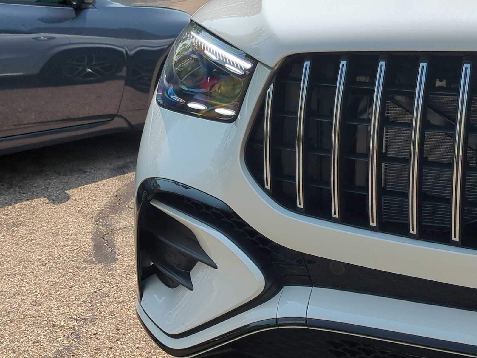 Thumbnail: 2025 Mercedes-Benz GLE - 11