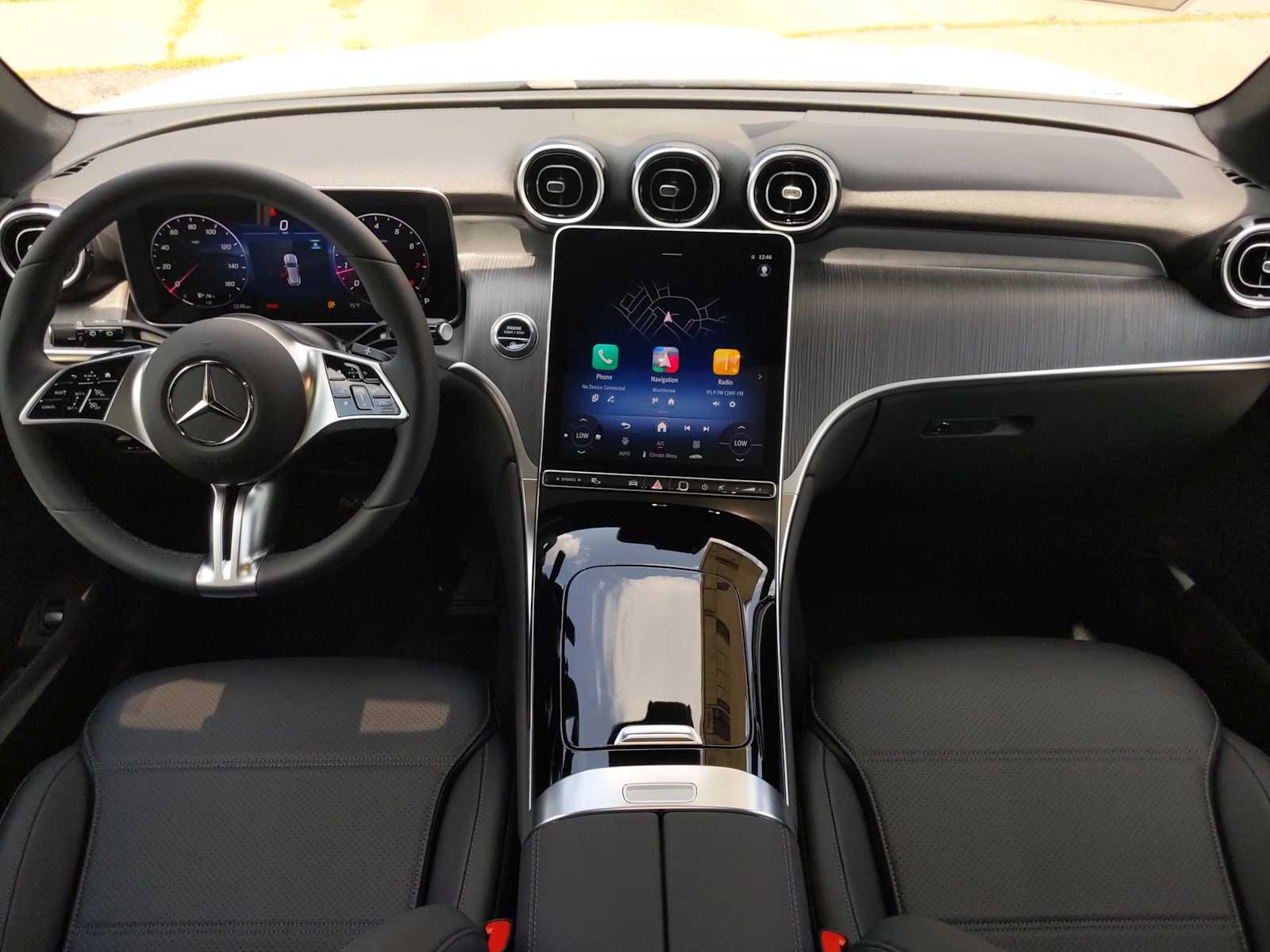 Thumbnail: 2025 Mercedes-Benz GLC - 15