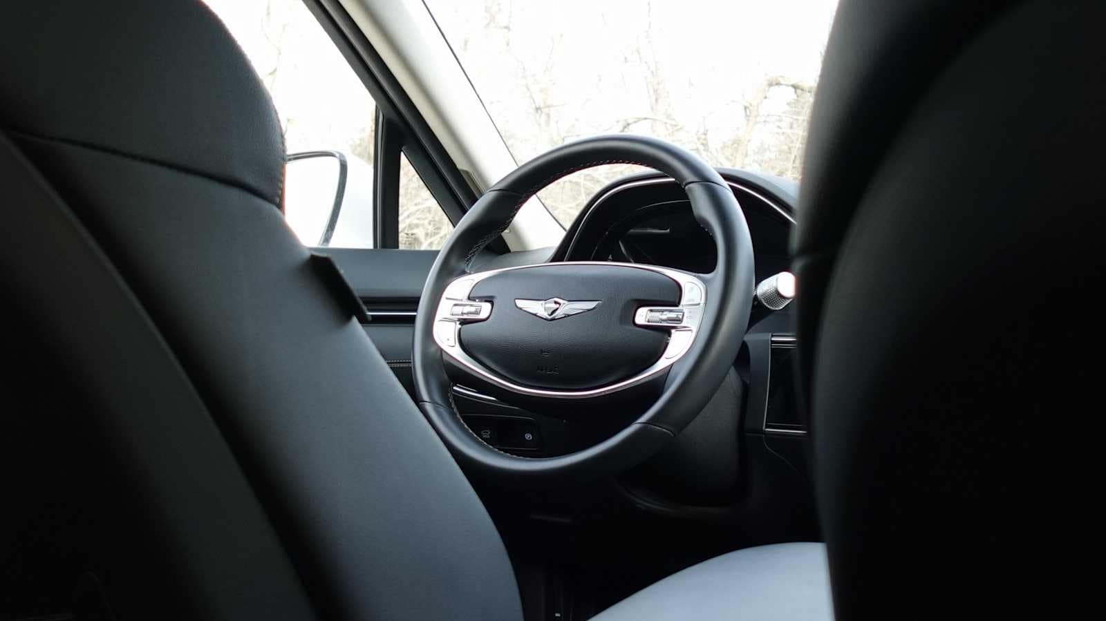 Thumbnail: 2025 Genesis GV70 - 51