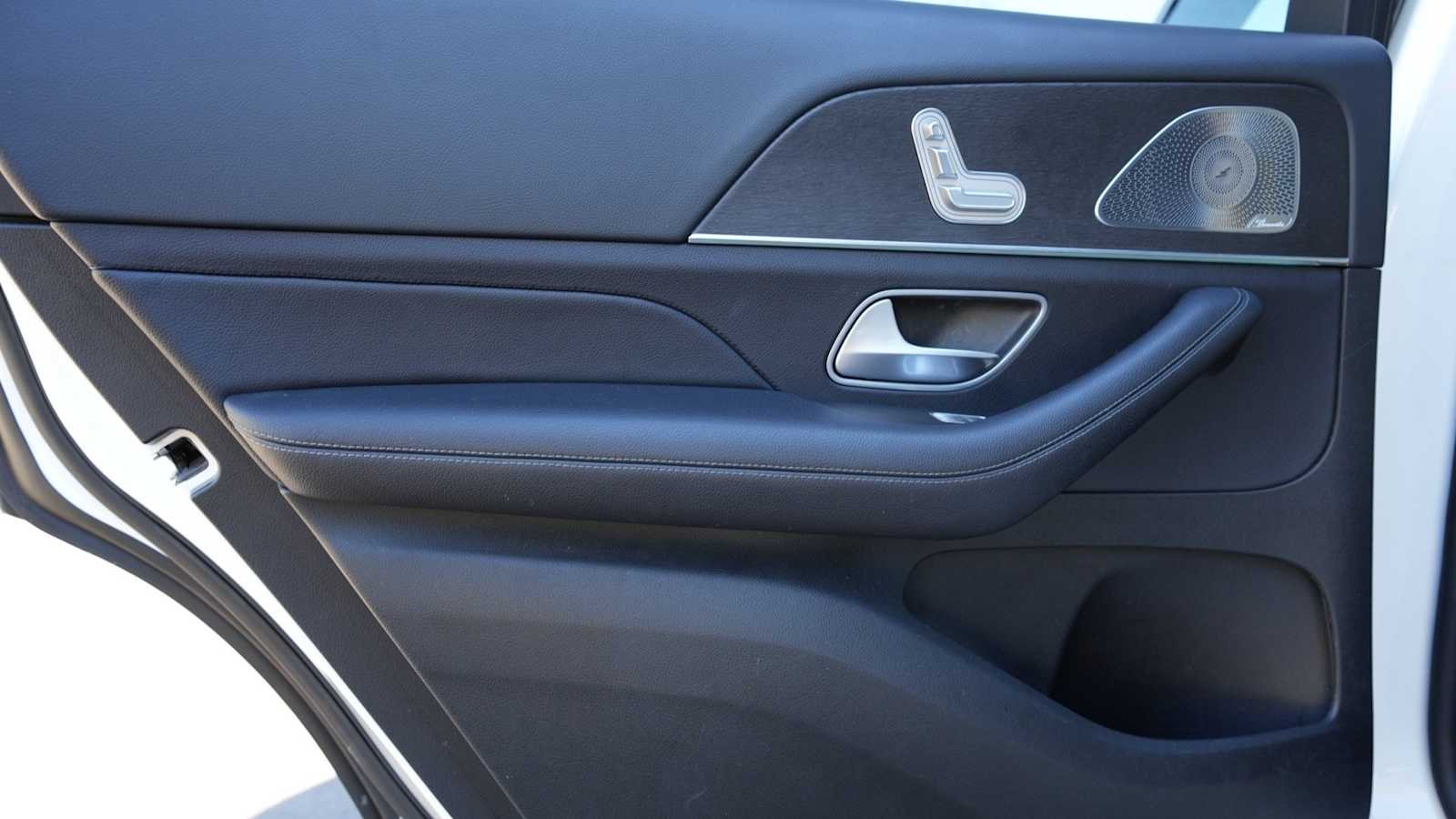 Thumbnail: 2020 Mercedes-Benz GLS - 26