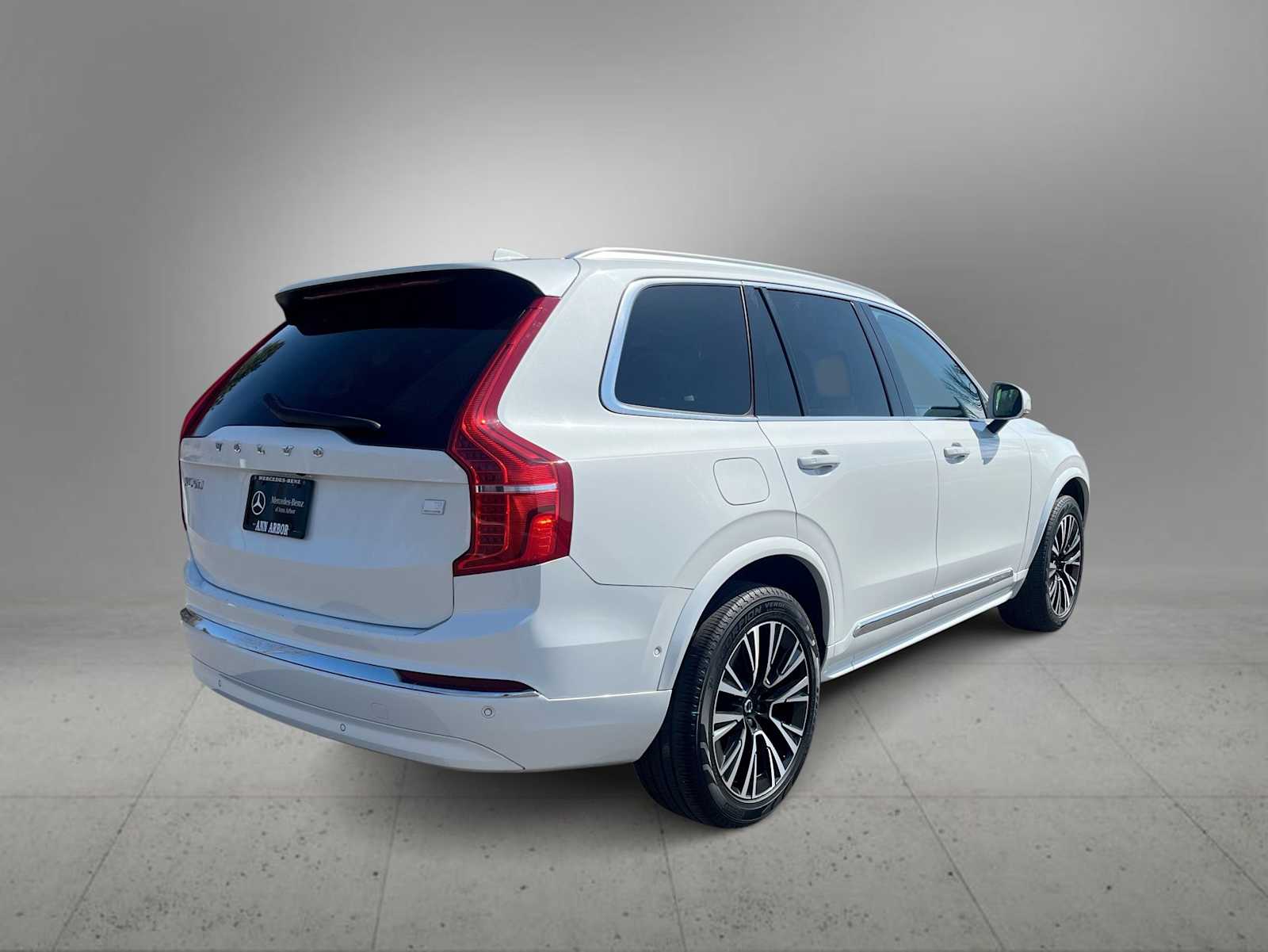 Thumbnail: 2023 Volvo XC90 - 8