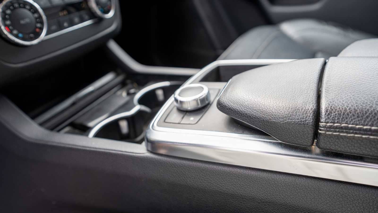 Thumbnail: 2013 Mercedes-Benz M-Class - 15