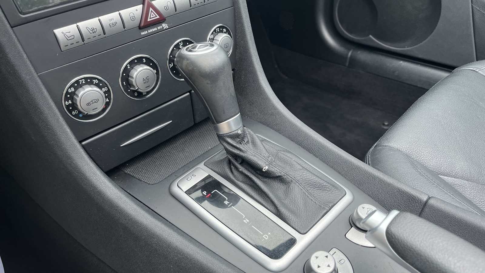 Thumbnail: 2006 Mercedes-Benz SLK - 34