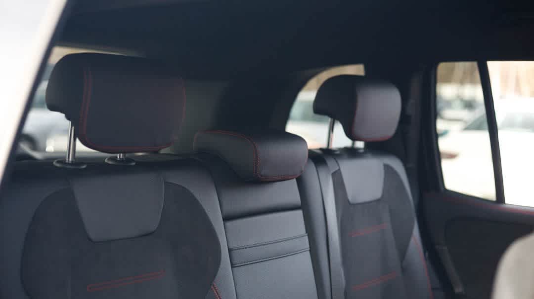 Thumbnail: 2025 Mercedes-Benz GLB - 19