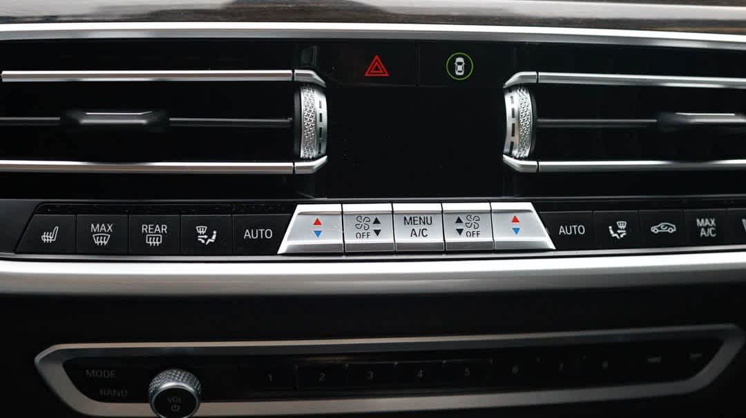 Thumbnail: 2020 BMW X7 - 37