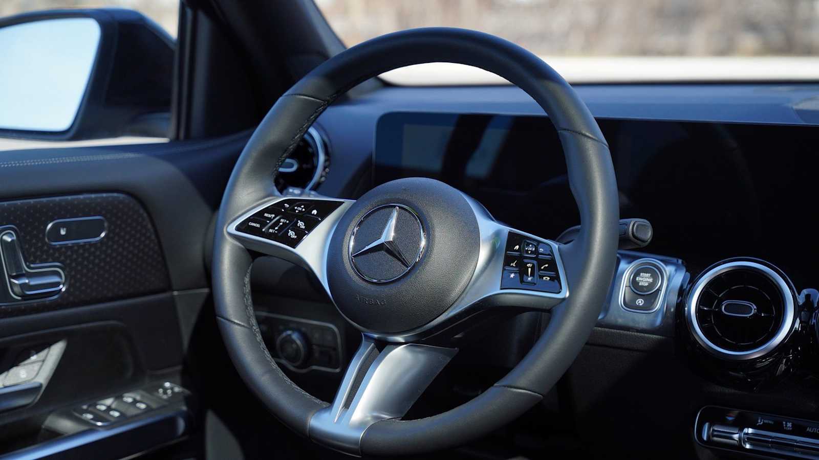 Thumbnail: 2026 Mercedes-Benz GLB - 27