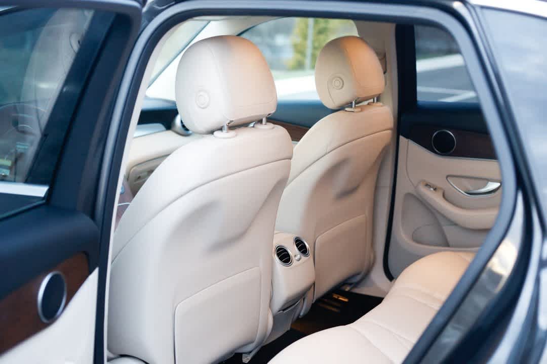 Thumbnail: 2022 Mercedes-Benz GLC - 19