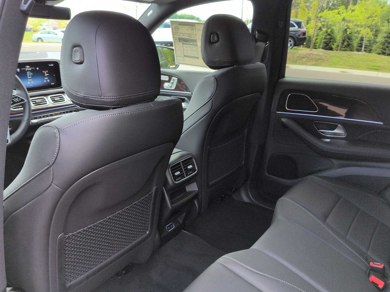 Thumbnail: 2025 Mercedes-Benz GLE - 19