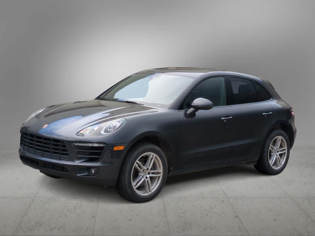 Thumbnail: 2018 Porsche Macan - 4