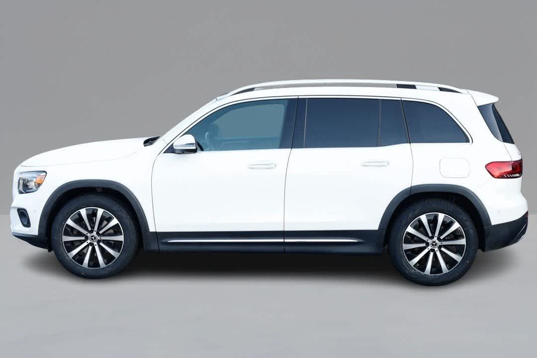 Thumbnail: 2022 Mercedes-Benz GLB - 8