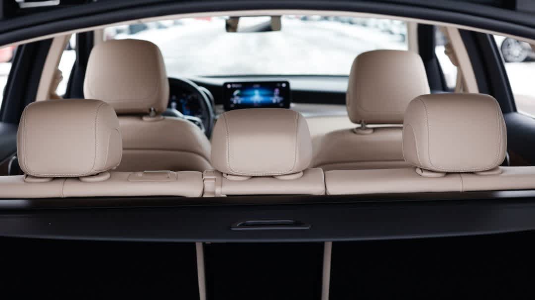 Thumbnail: 2022 Mercedes-Benz GLC - 27