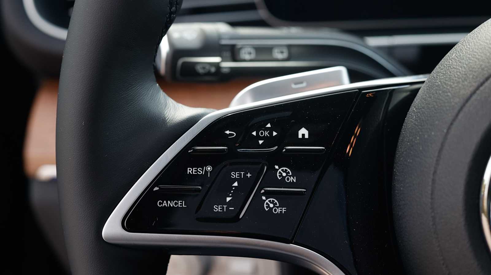 Thumbnail: 2026 Mercedes-Benz GLE - 21