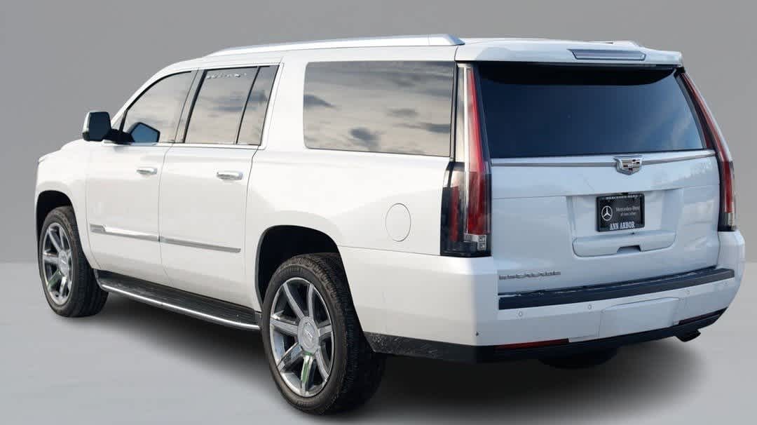 Thumbnail: 2016 Cadillac Escalade - 7