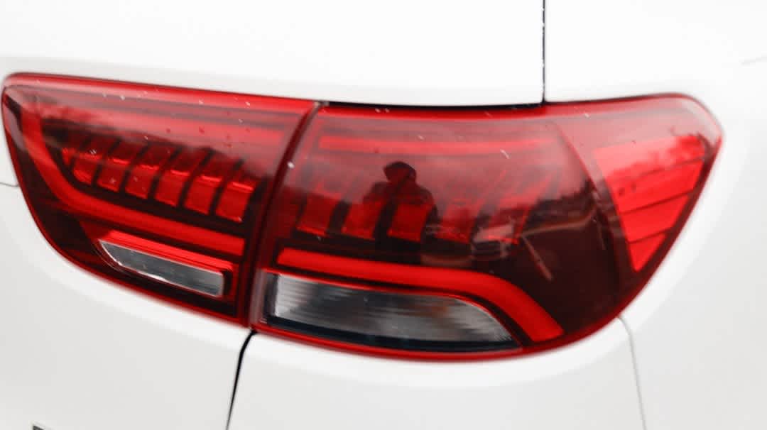 Thumbnail: 2019 Kia Sorento - 21