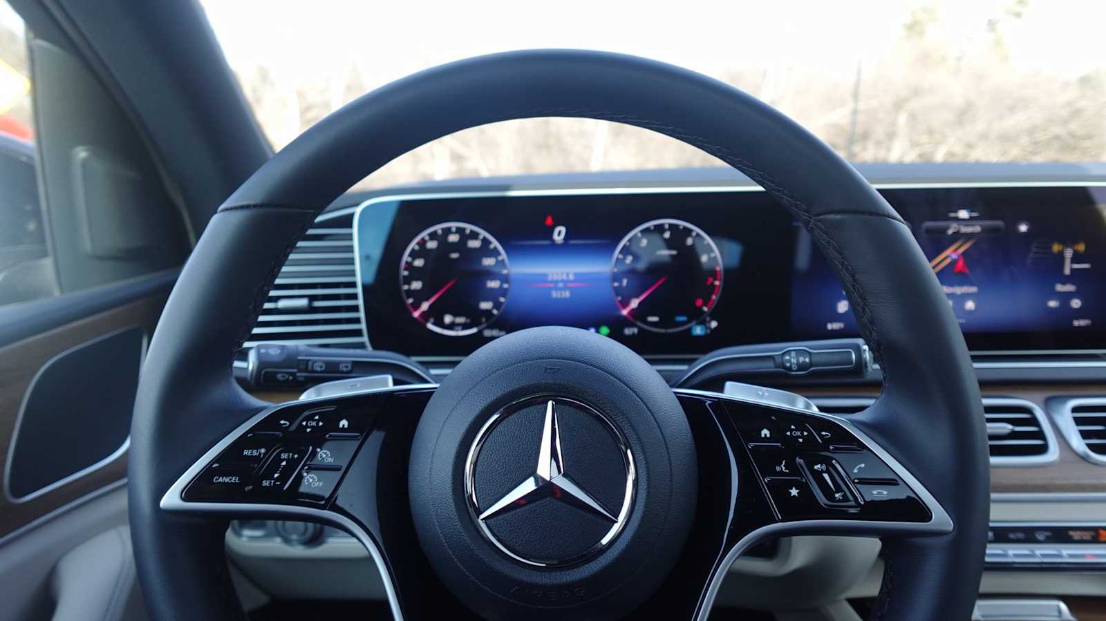 Thumbnail: 2026 Mercedes-Benz GLE - 27