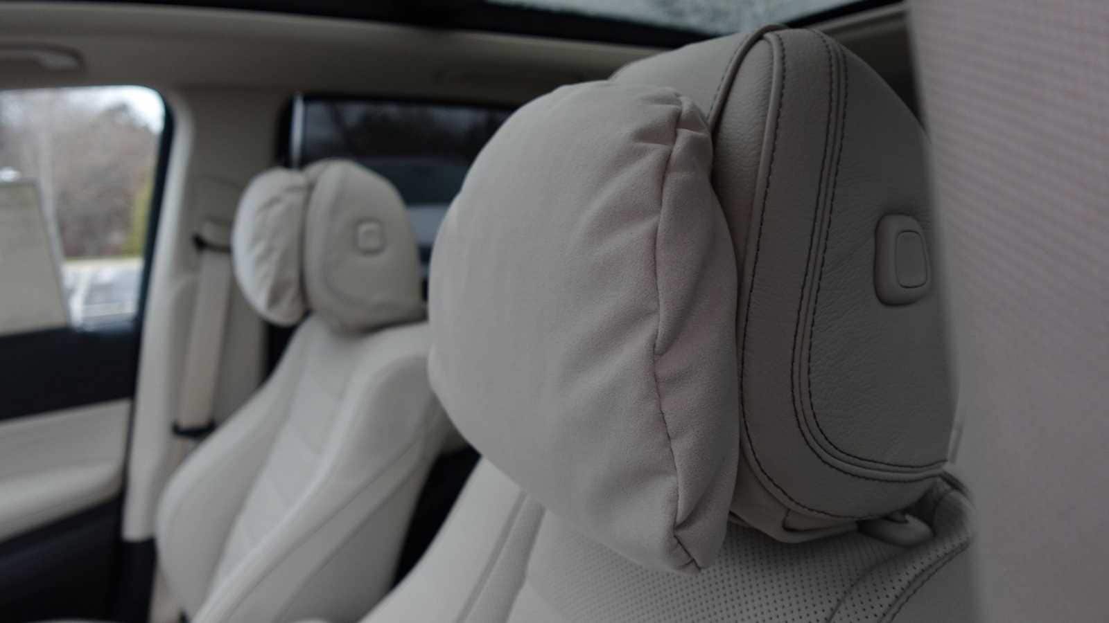 Thumbnail: 2026 Mercedes-Benz GLE - 29