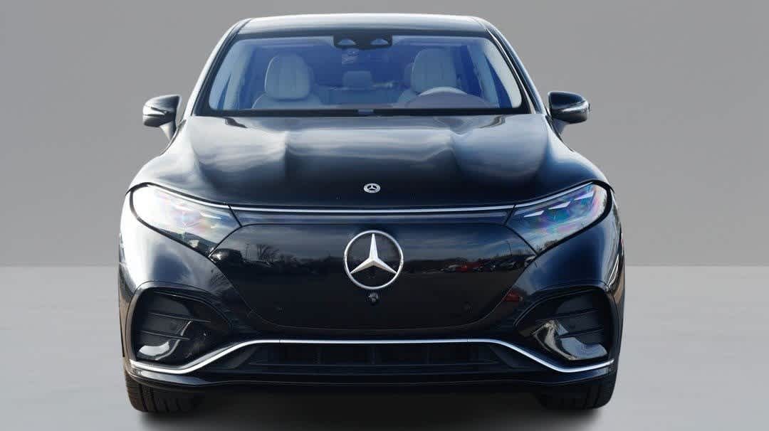 Thumbnail: 2023 Mercedes-Benz EQS - 2