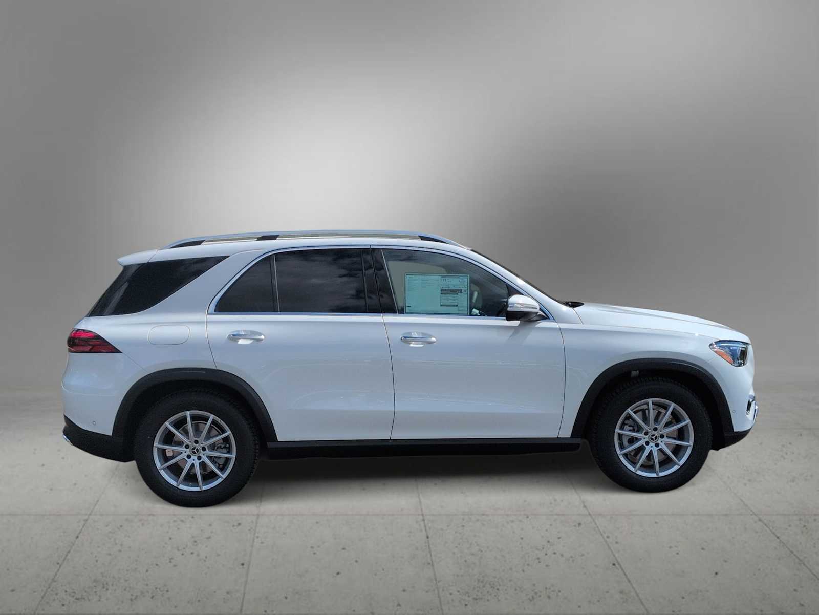 Thumbnail: 2026 Mercedes-Benz GLE - 9