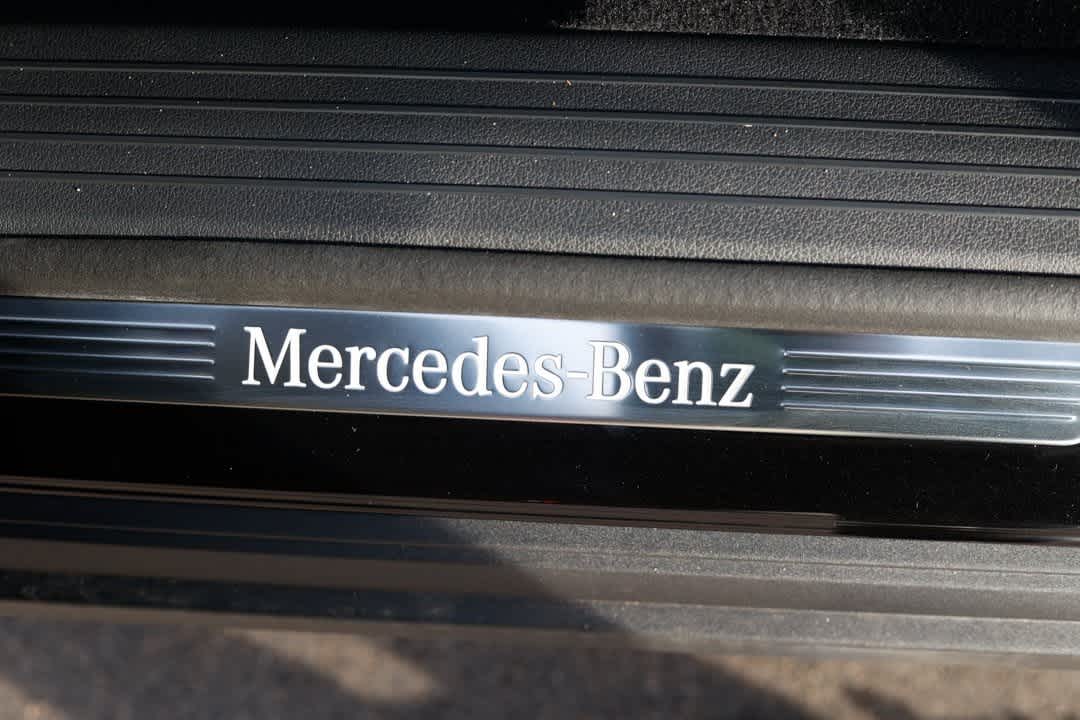 Thumbnail: 2026 Mercedes-Benz GLE - 26