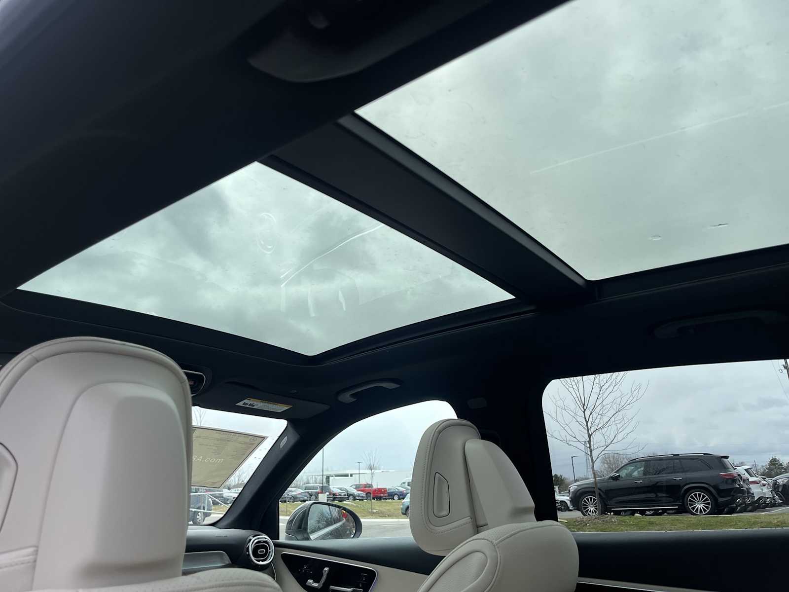 Thumbnail: 2026 Mercedes-Benz GLC - 28