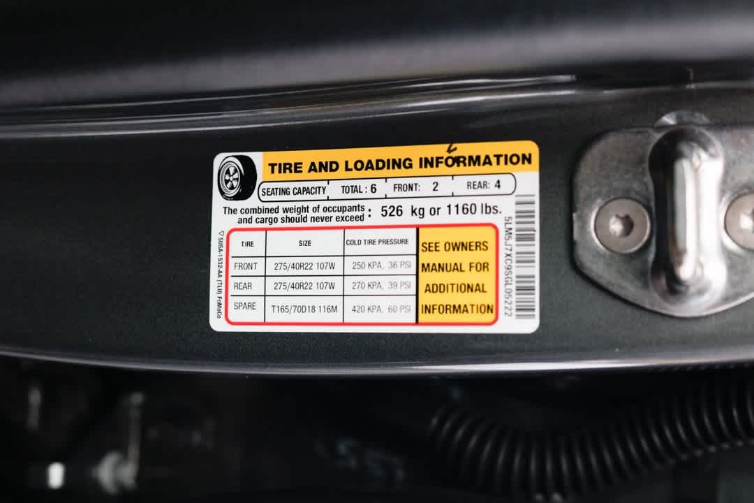 Thumbnail: 2025 Lincoln Aviator - 36