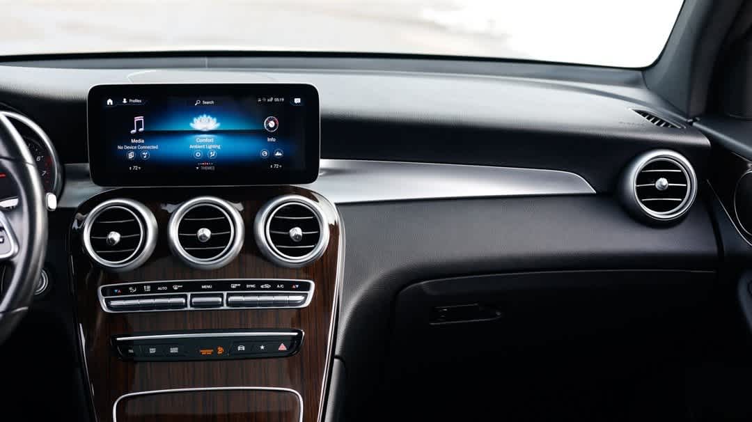 Thumbnail: 2022 Mercedes-Benz GLC - 20