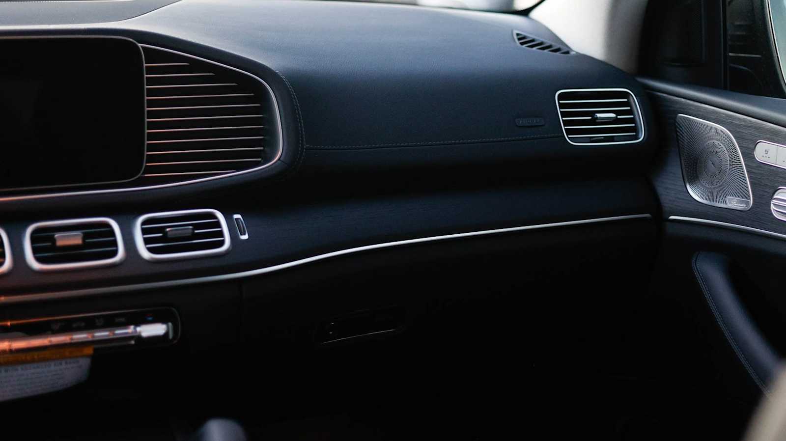 Thumbnail: 2026 Mercedes-Benz GLE - 14