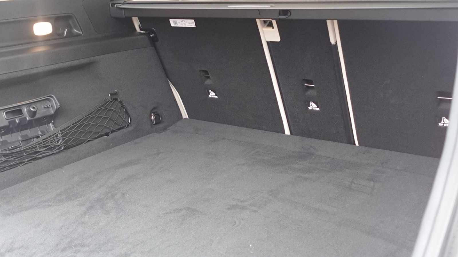 Thumbnail: 2026 Mercedes-Benz GLE - 19