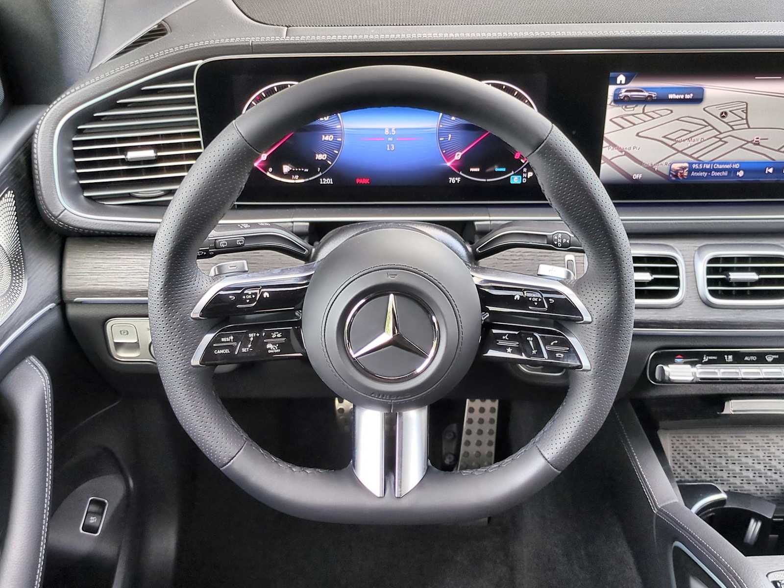 Thumbnail: 2025 Mercedes-Benz GLS - 25