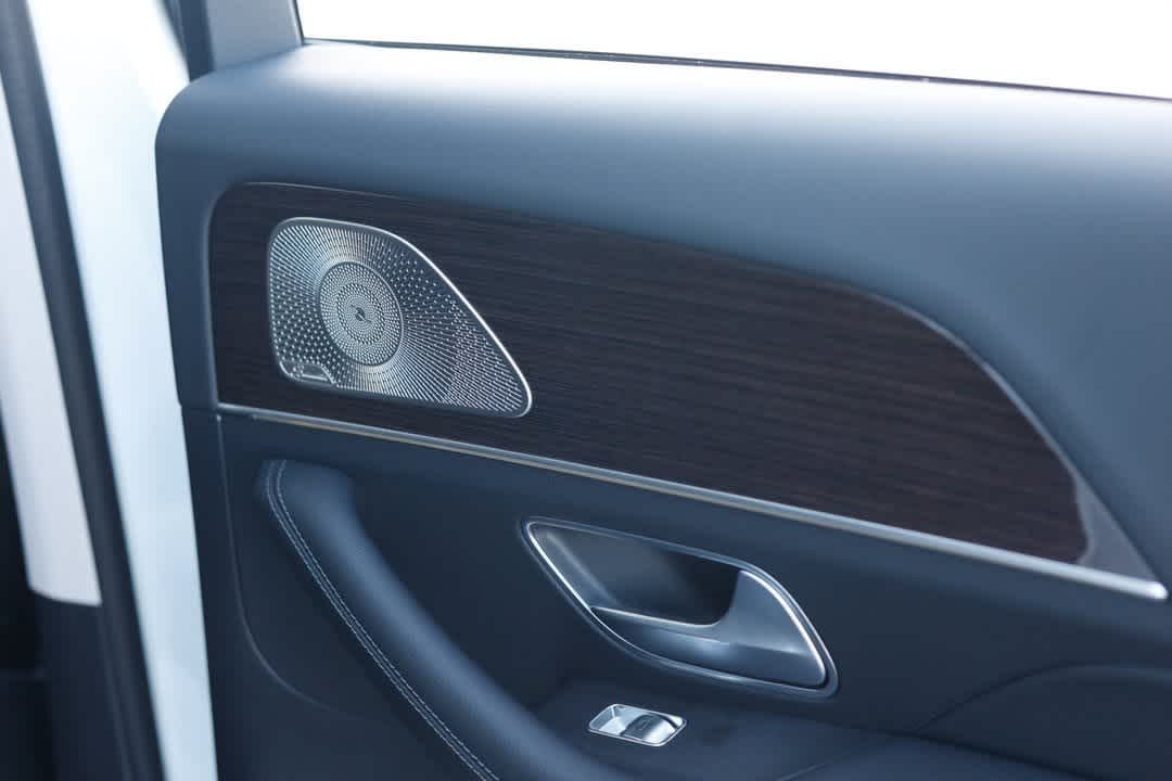 Thumbnail: 2026 Mercedes-Benz GLE - 22