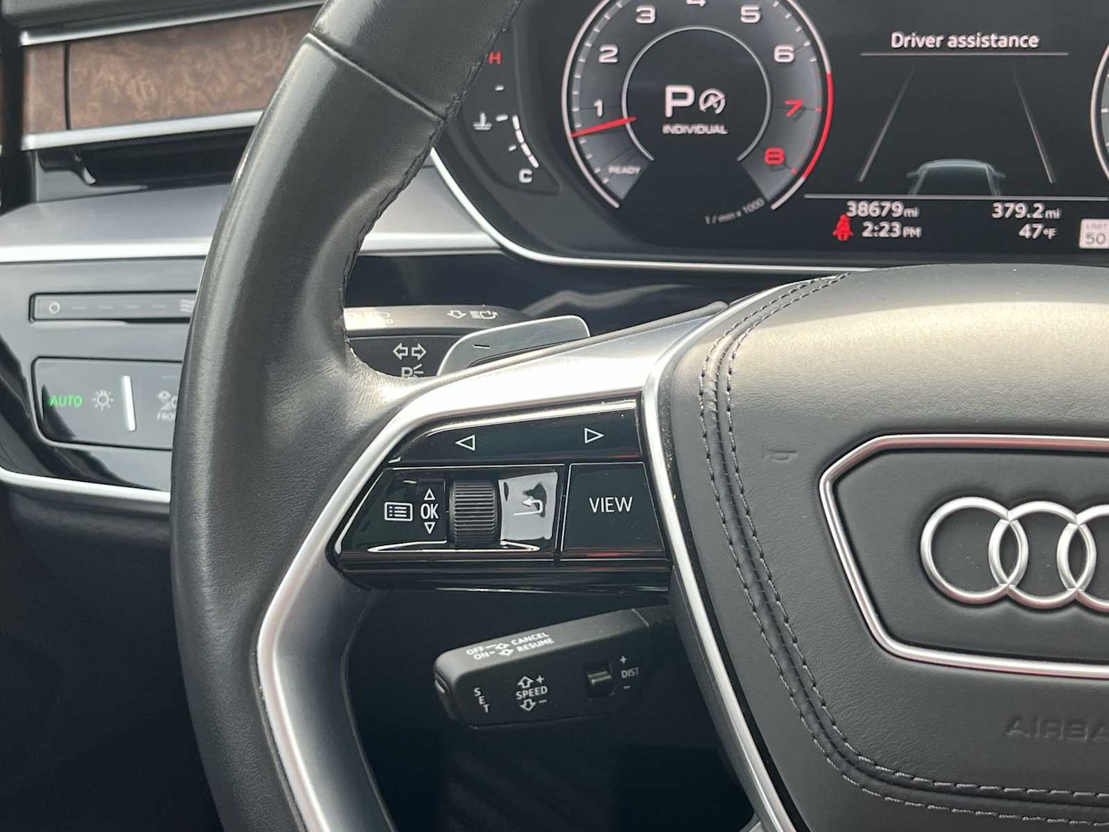 Thumbnail: 2023 Audi A8 - 37