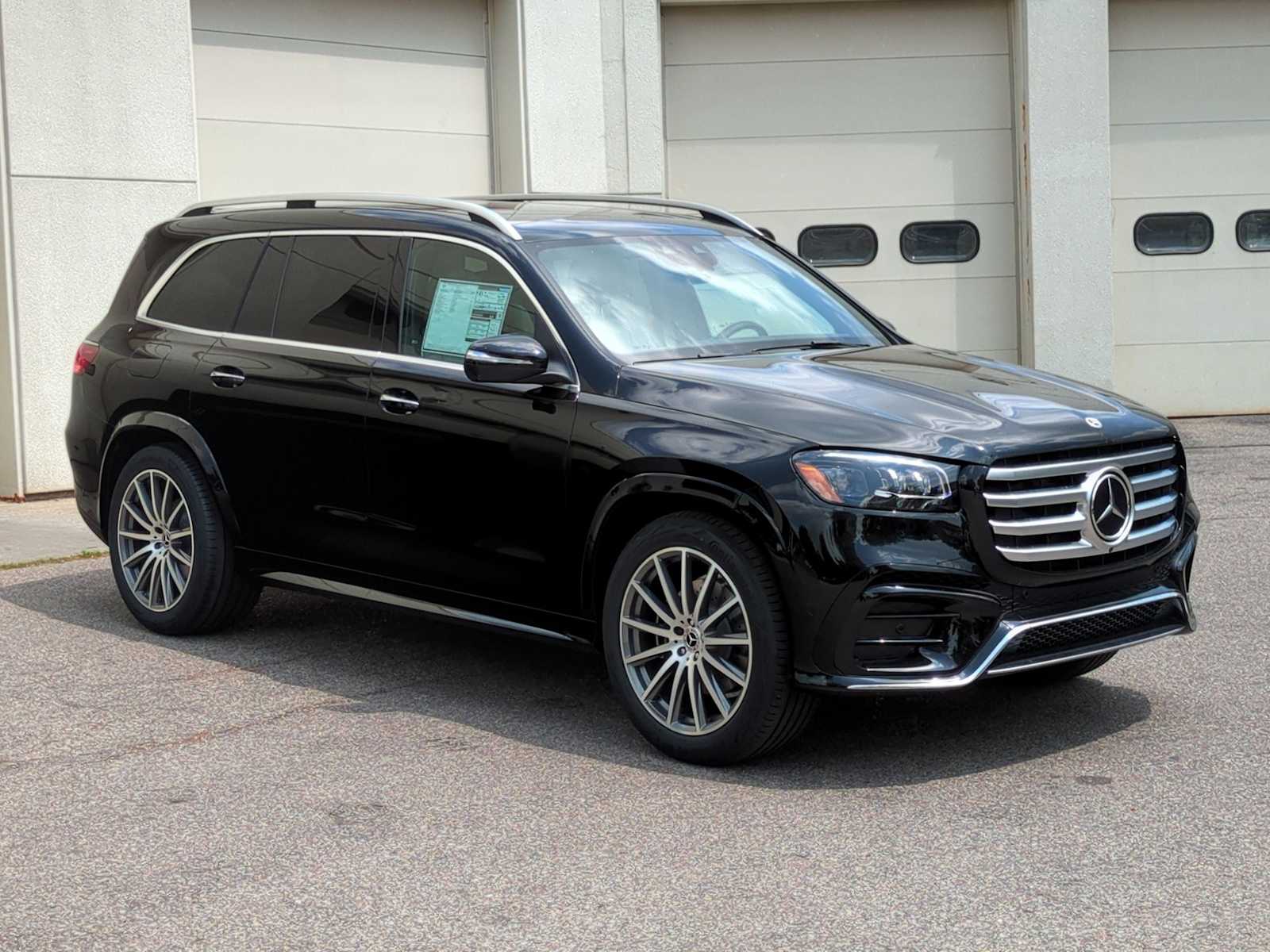 Thumbnail: 2025 Mercedes-Benz GLS - 2